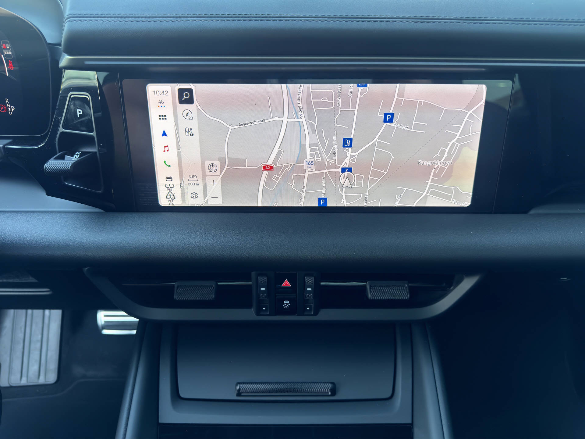 PORSCHE Macan 4S-image-9