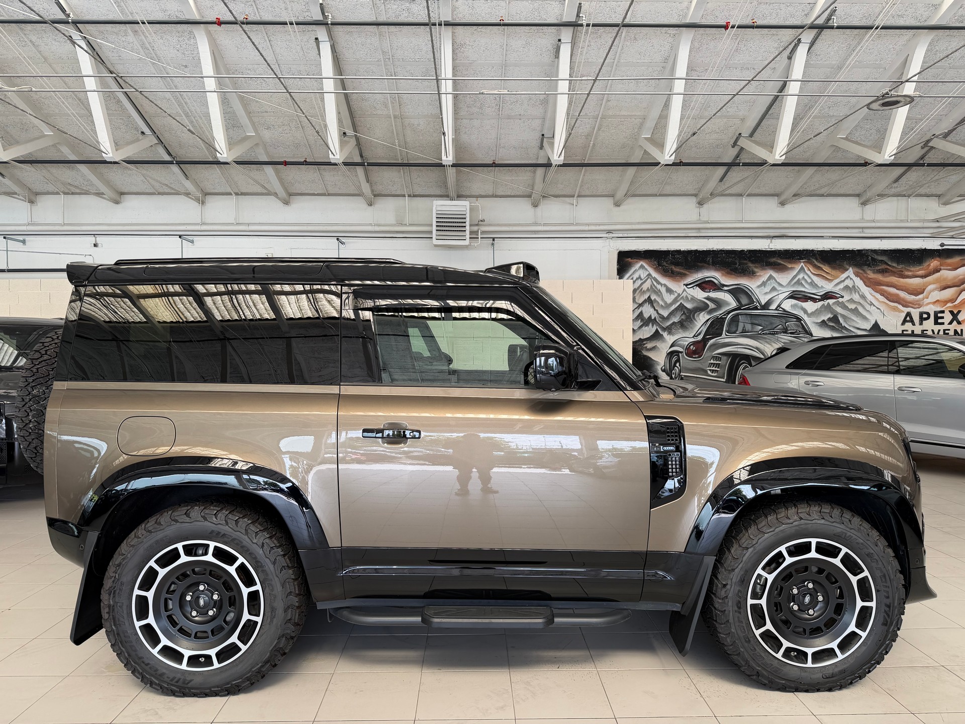LAND ROVER Defender 90 3.0D I6 250 SE AT8