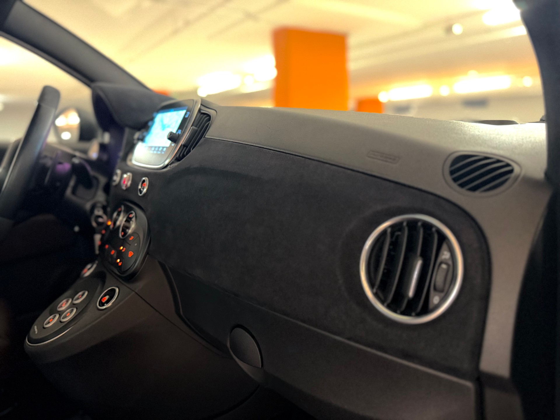 FIAT 595C 1.4 16V Turbo Abarth Competizione Dualogic-image-25