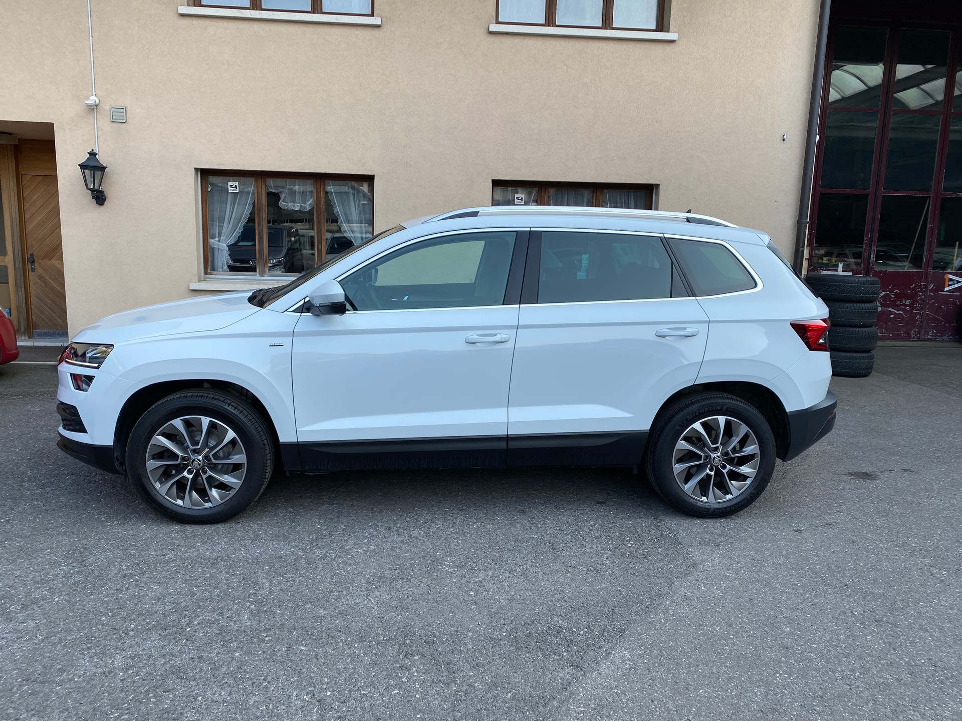 SKODA Karoq 2.0 TDI CR Clever 4x4 DSG-image-10