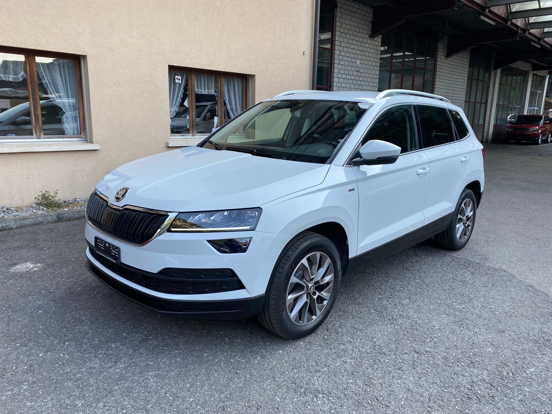 SKODA Karoq 2.0 TDI CR Clever 4x4 DSG-image-12
