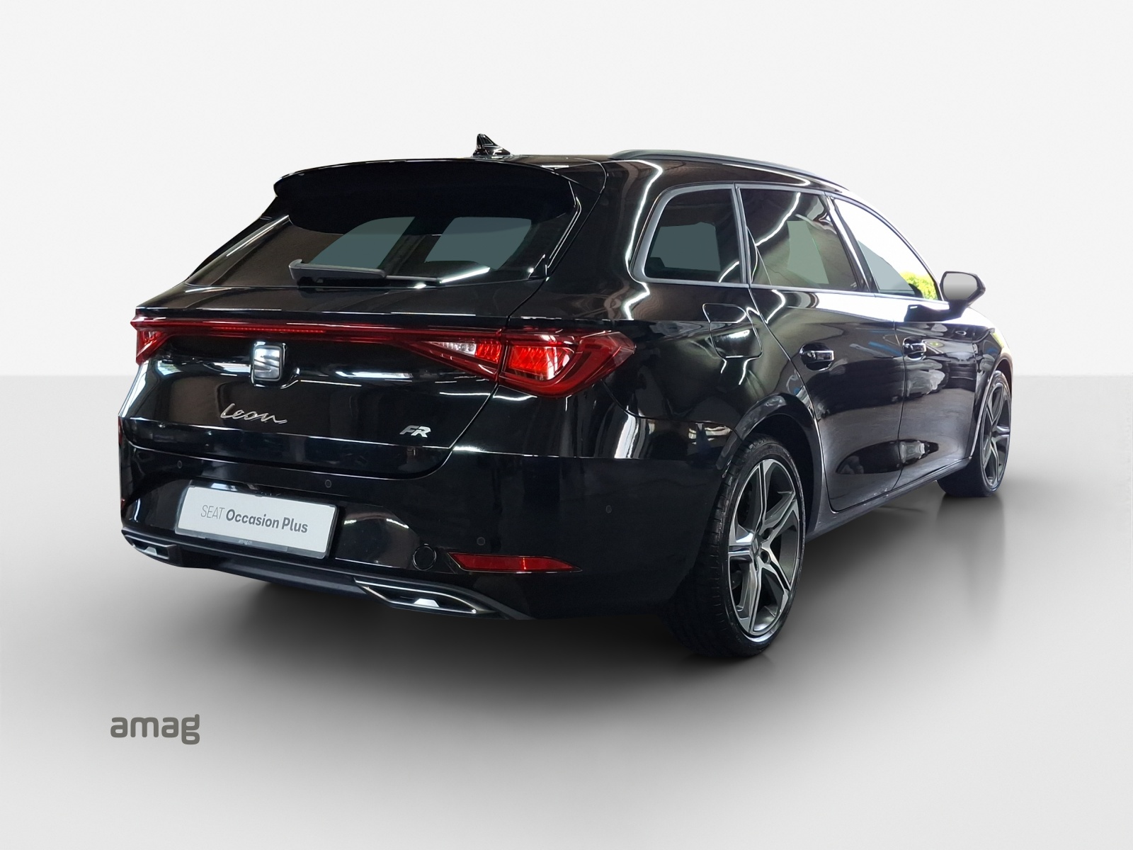 SEAT Leon ST 1.5 eTSI mHEV DSG Hola FR-image-4