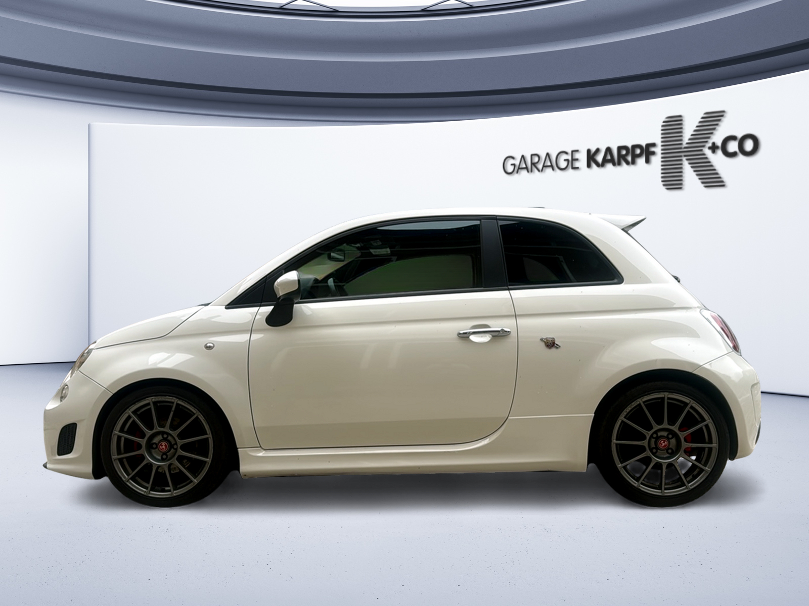 FIAT 500 1.4 16V Turbo Abarth 695 SS-image-1