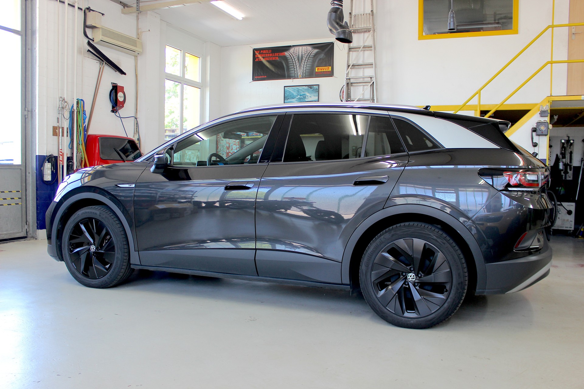 VW ID.4 Pro Performance 77 kWh 1ST 💥 TOP Ausstattung inkl. AHK 💥 Garantie 💥 Lieferung möglich-image-8