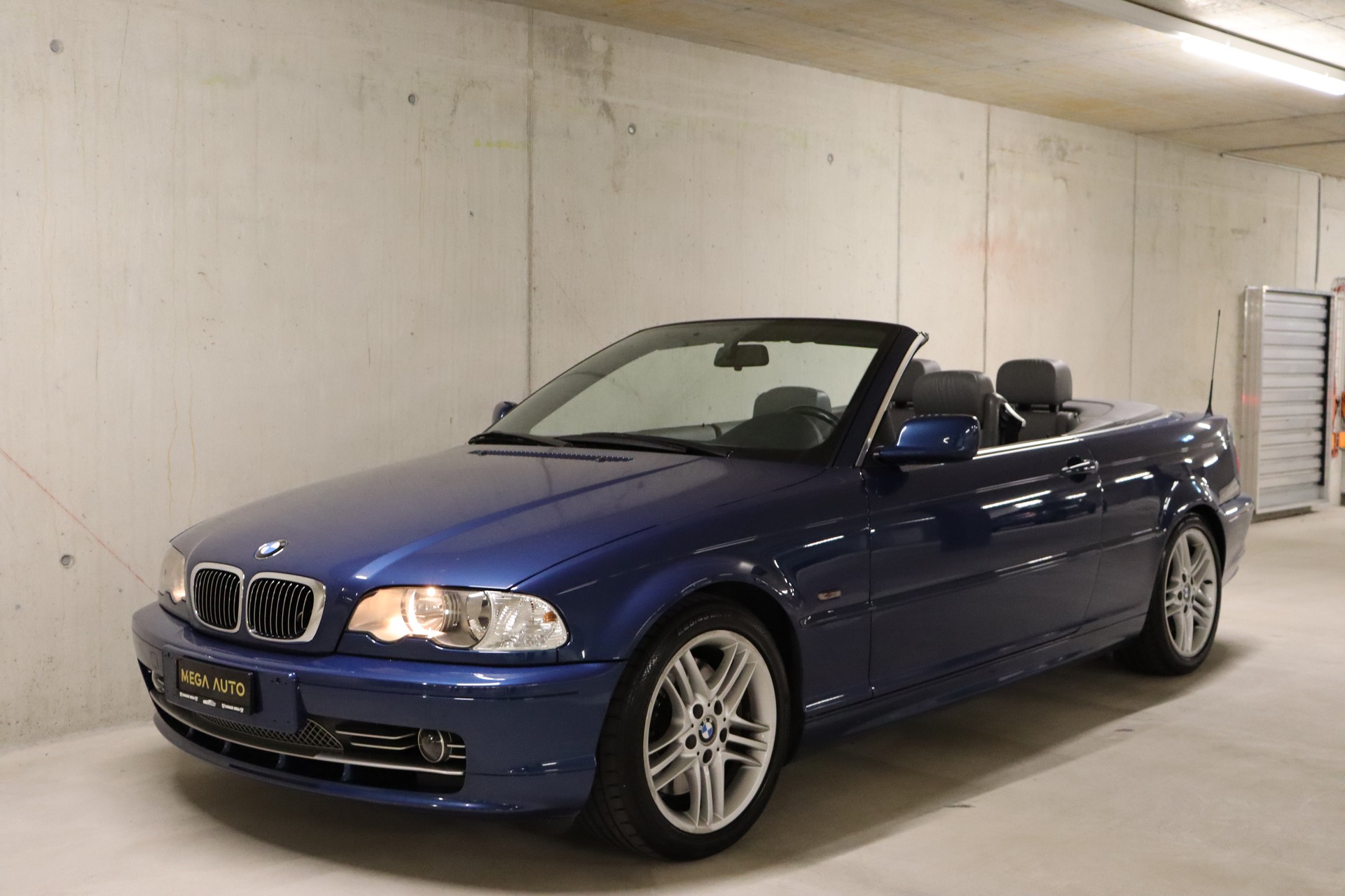BMW 330CI CABRIOLET ** FRISCH AB MFK & SERVICE ** 8-FACH FELGEN ** TOP GEPFLEGT **-image-0