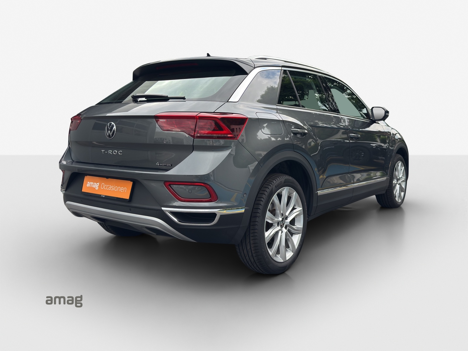 VW T-Roc 2.0 TSI Style DSG 4Motion-image-4