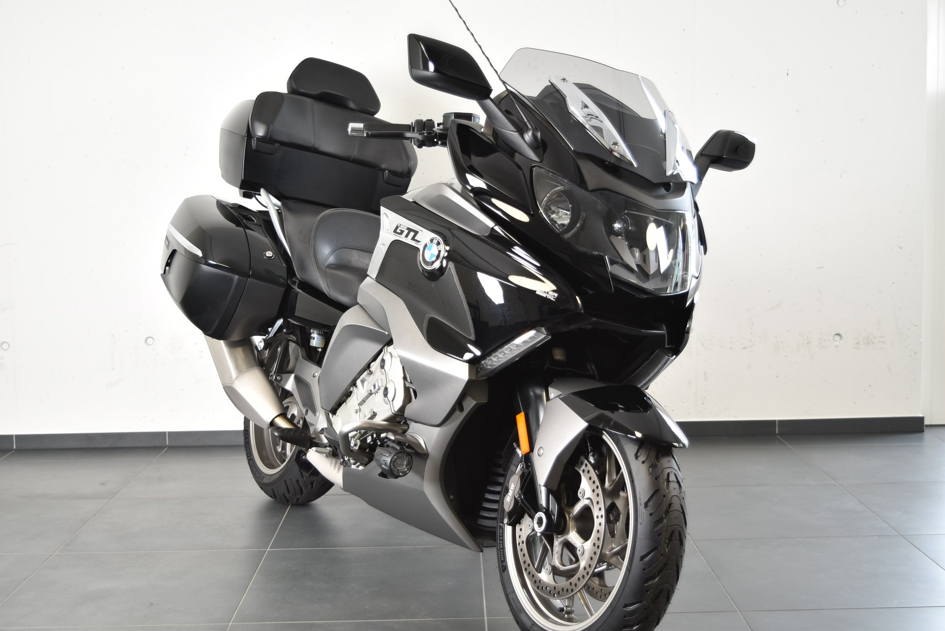 BMW K 1600 GTL-showroom-element-2