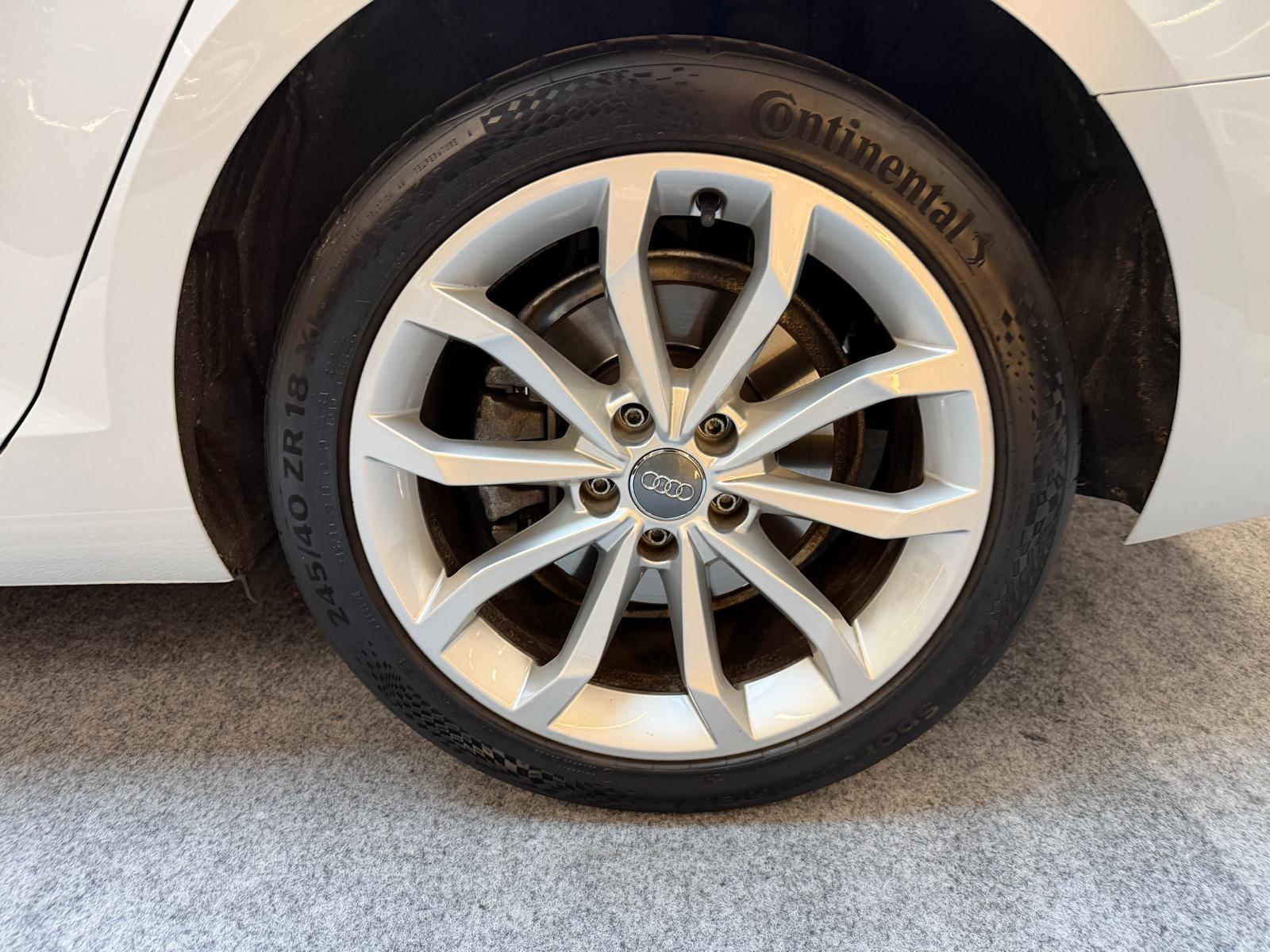 AUDI A4 Avant 2.0 TFSI 190 ultra Sport S-Tronic-image-19