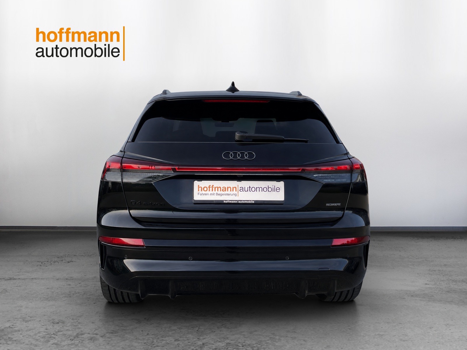 AUDI Q4 e-tron SUV quattro performance-image-4