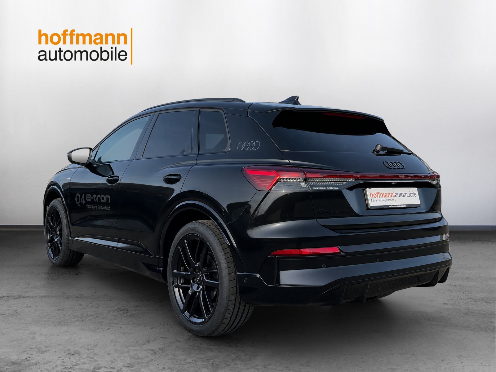 AUDI Q4 e-tron SUV quattro performance-image-5