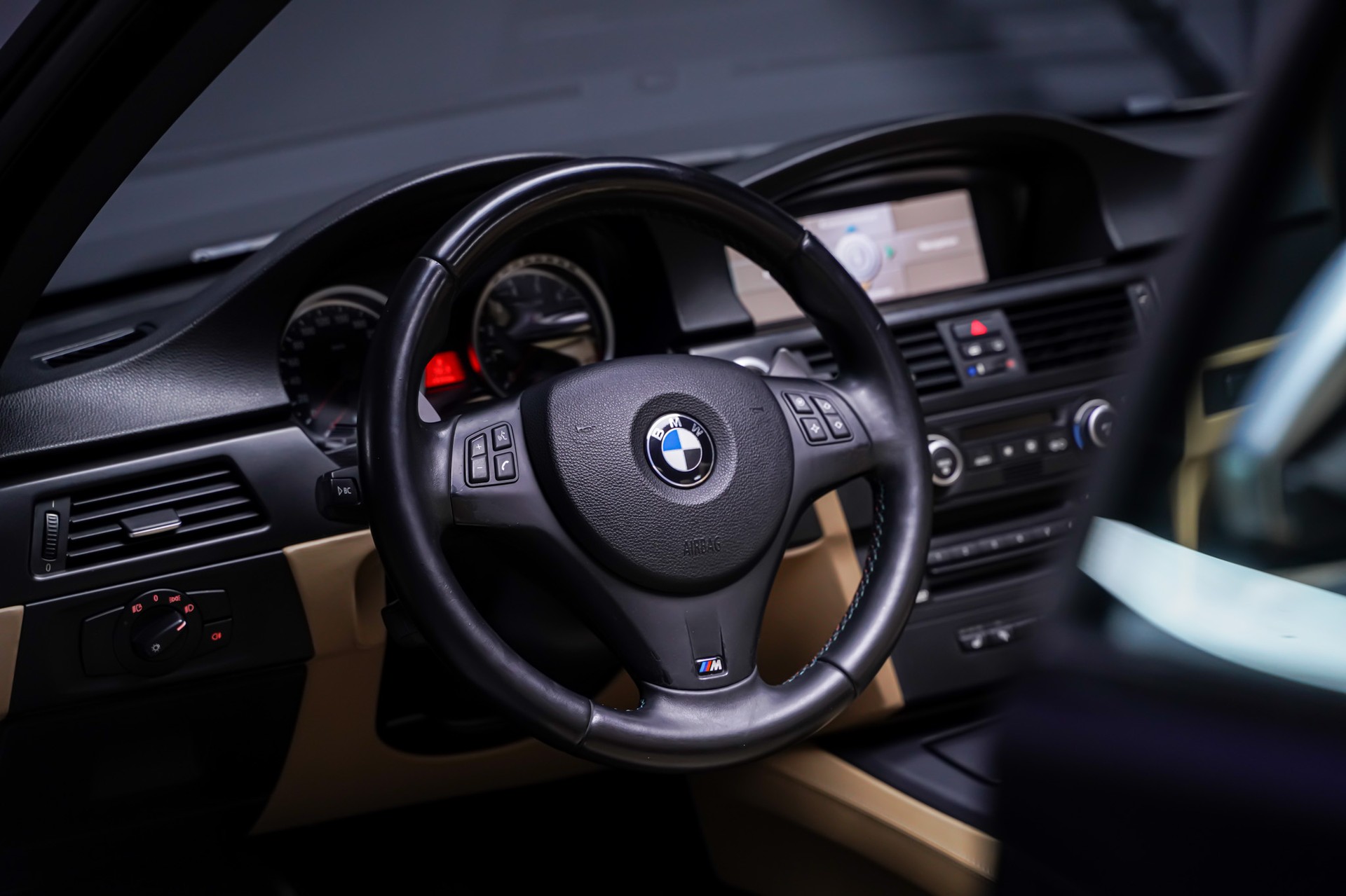 BMW M3 Cabriolet DSG-image-9
