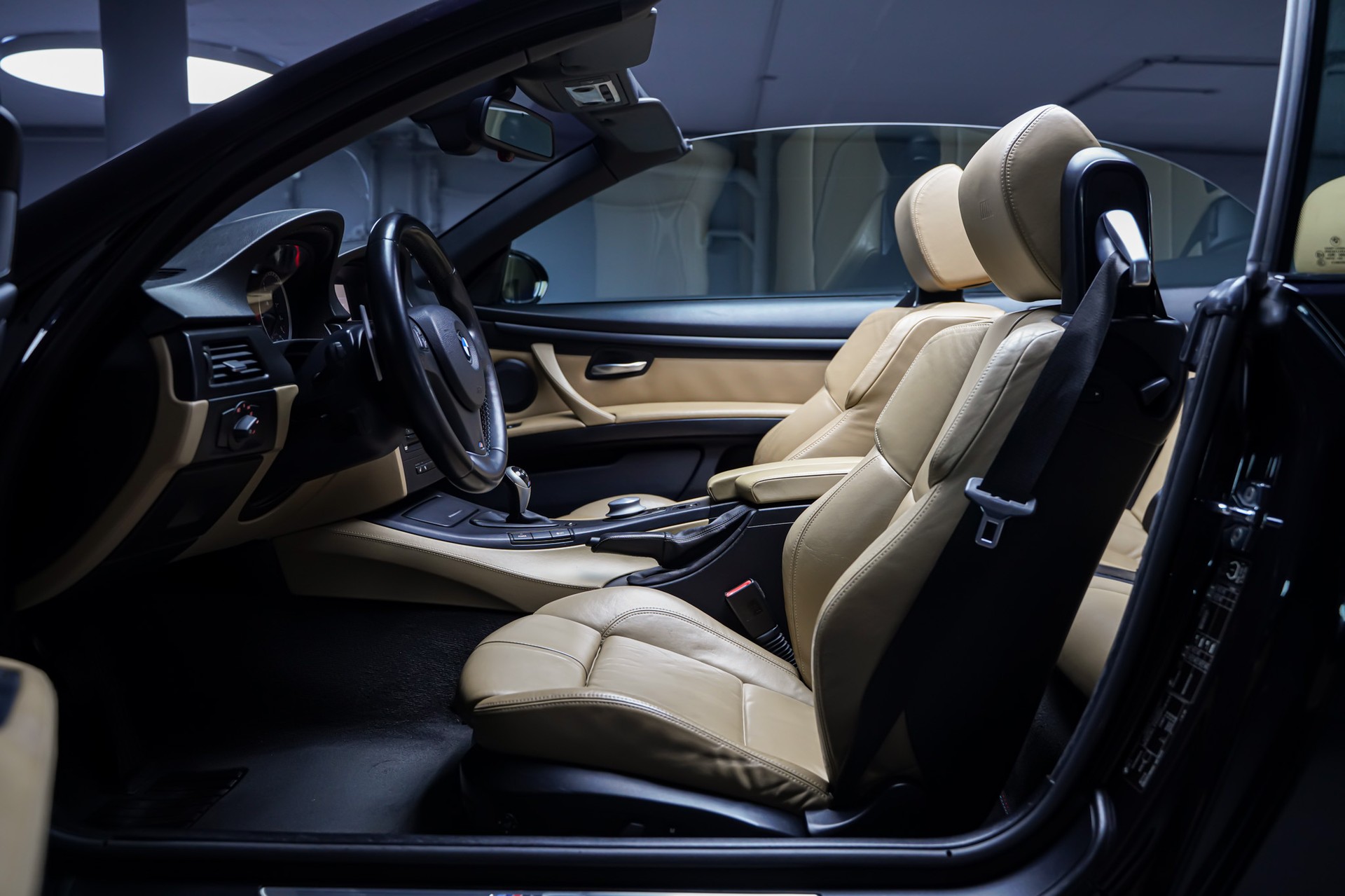 BMW M3 Cabriolet DSG-image-12