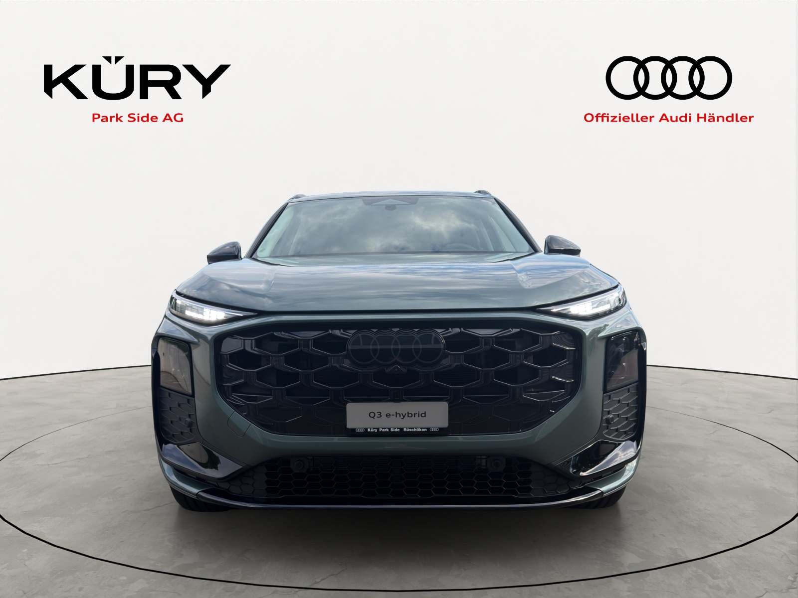 AUDI Q3 SUV e-hybrid 200 kW 272PS-image-1