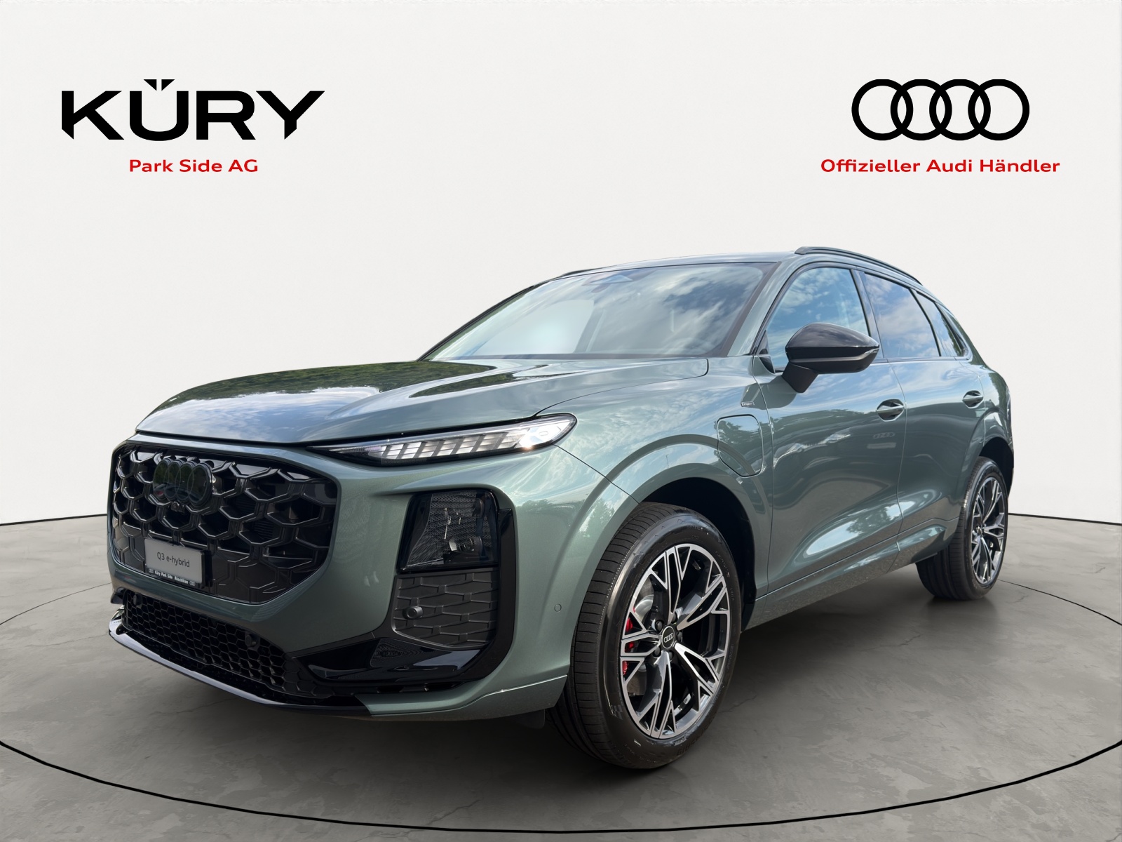 AUDI Q3 SUV e-hybrid 200 kW 272PS-image-0