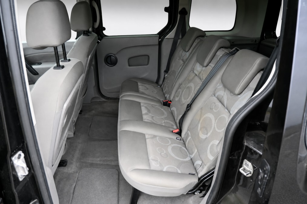 RENAULT Kangoo 1.5 dCi Expression-image-7