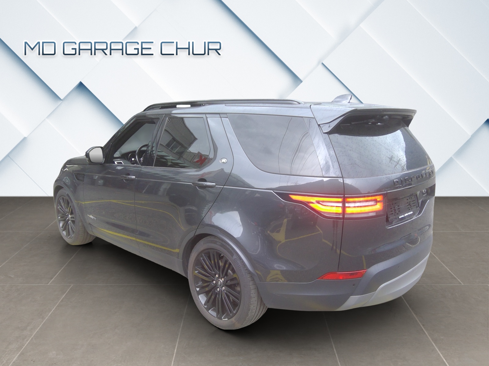 LAND ROVER Discovery 3.0 TD6 HSE Luxury Automatic-image-5