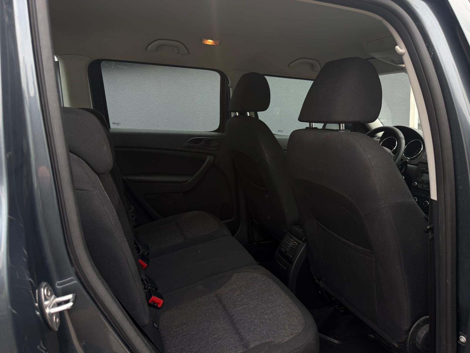 SKODA Yeti 1.8 TSI Active 4x4 DSG-image-9