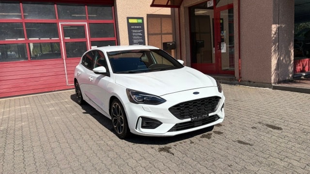 FORD Focus 1.0 SCTi ST Line Automatic-image-1