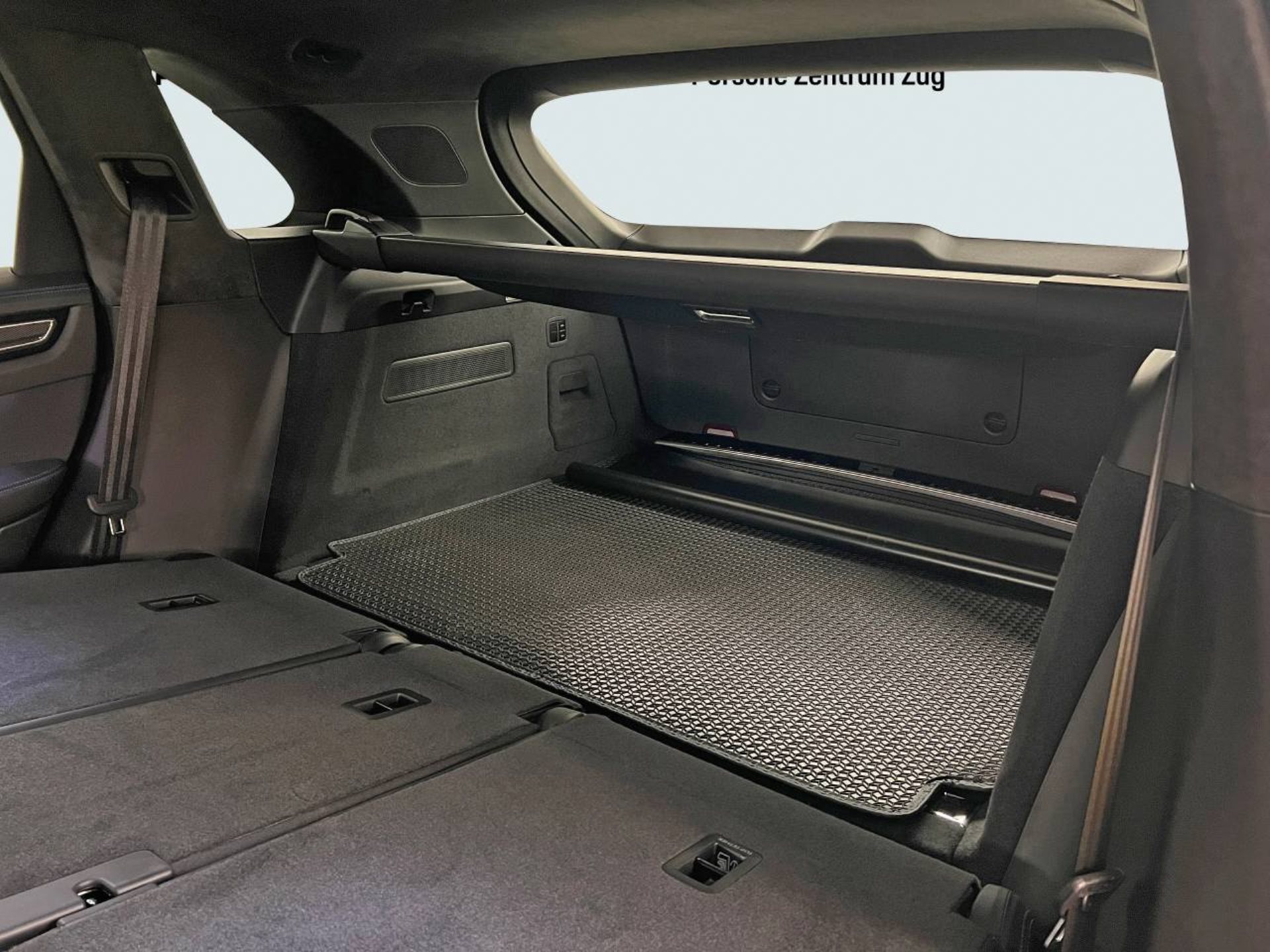 PORSCHE Cayenne GTS-image-22