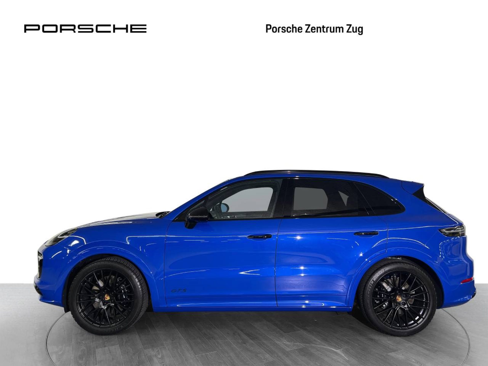 PORSCHE Cayenne GTS-showroom-element-1