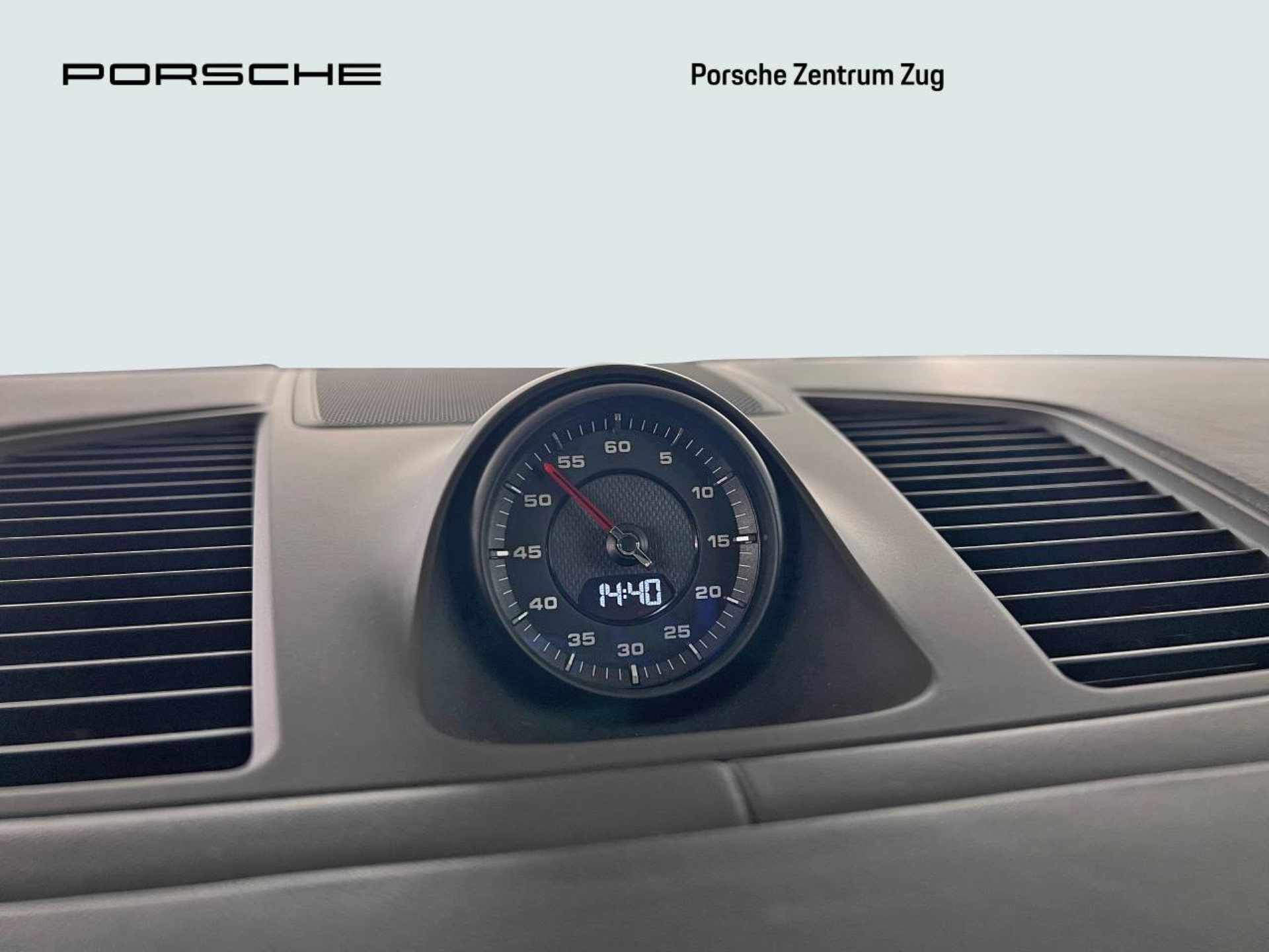 PORSCHE Cayenne GTS-image-24