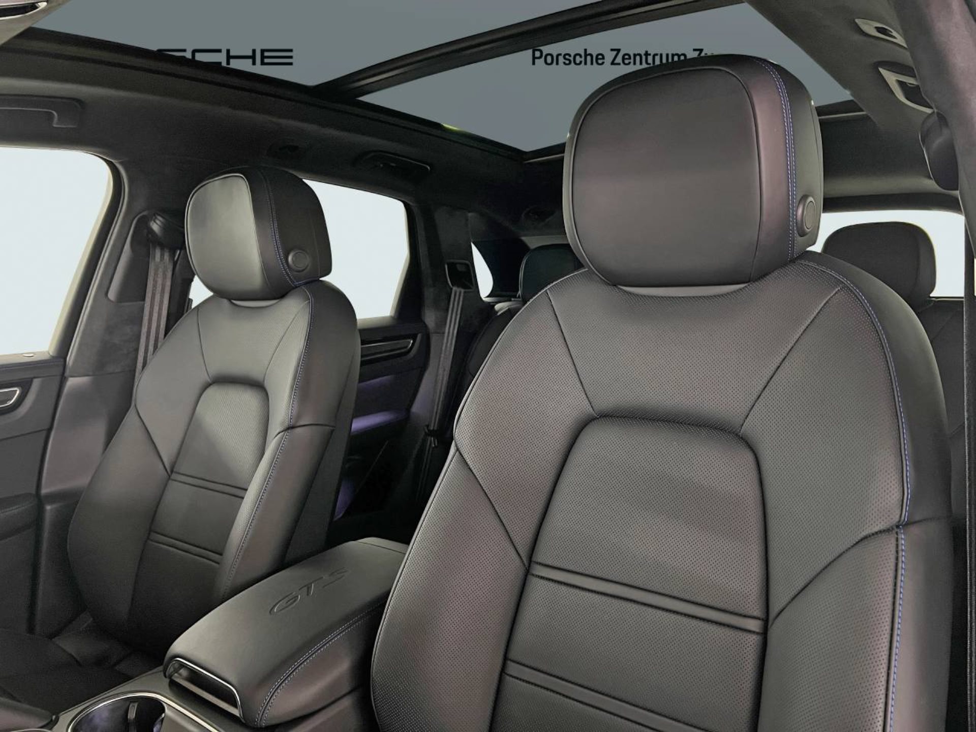 PORSCHE Cayenne GTS-image-4
