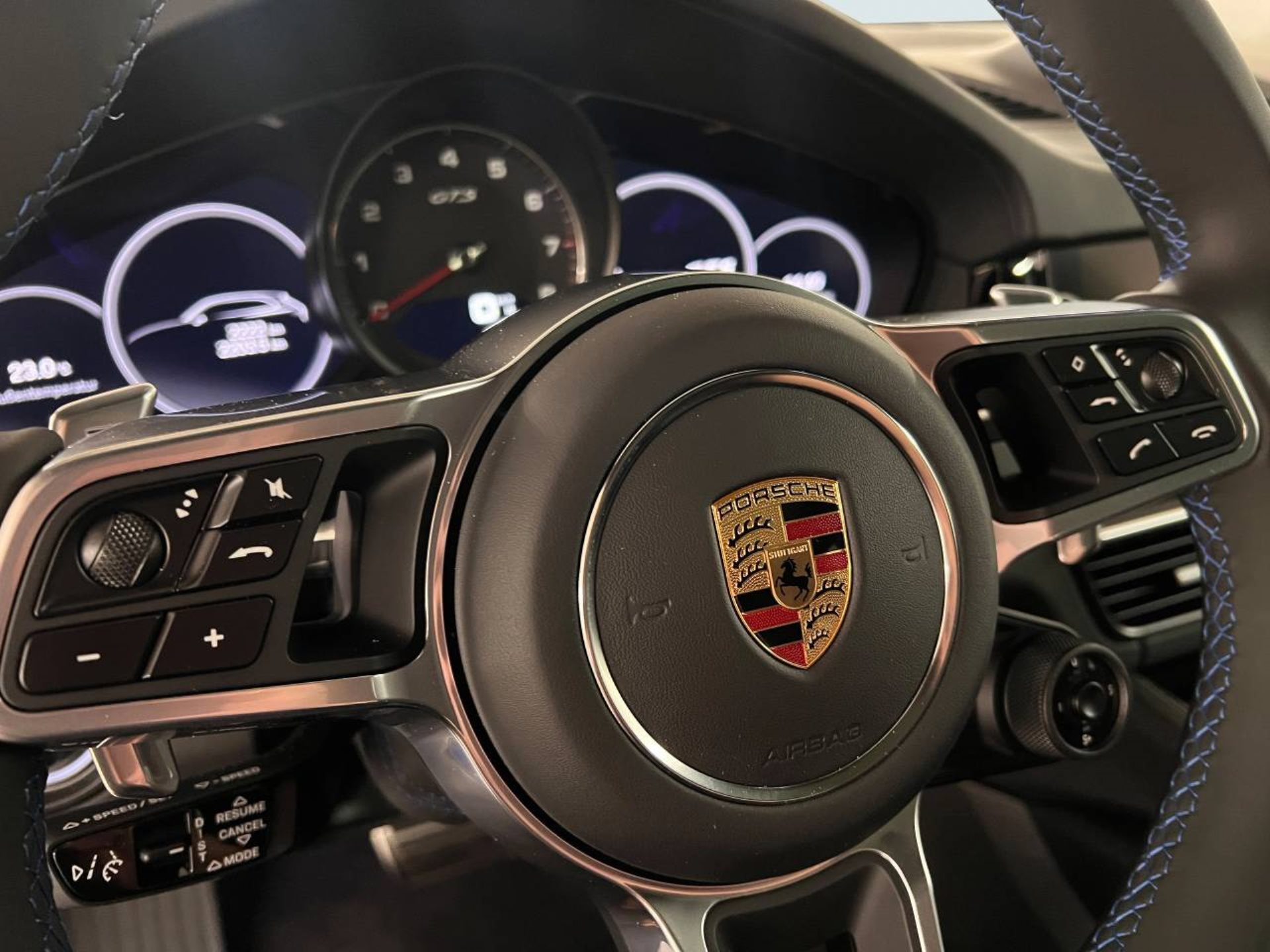 PORSCHE Cayenne GTS-image-15