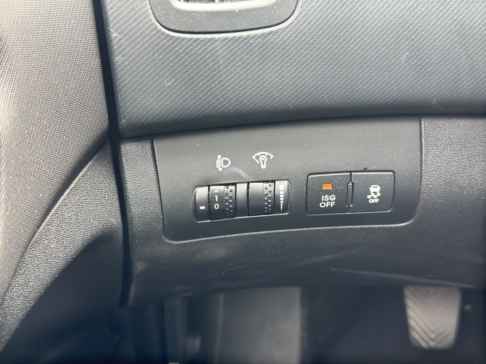 KIA Cee'd Sporty Wagon 1.4 16V Basic-image-13