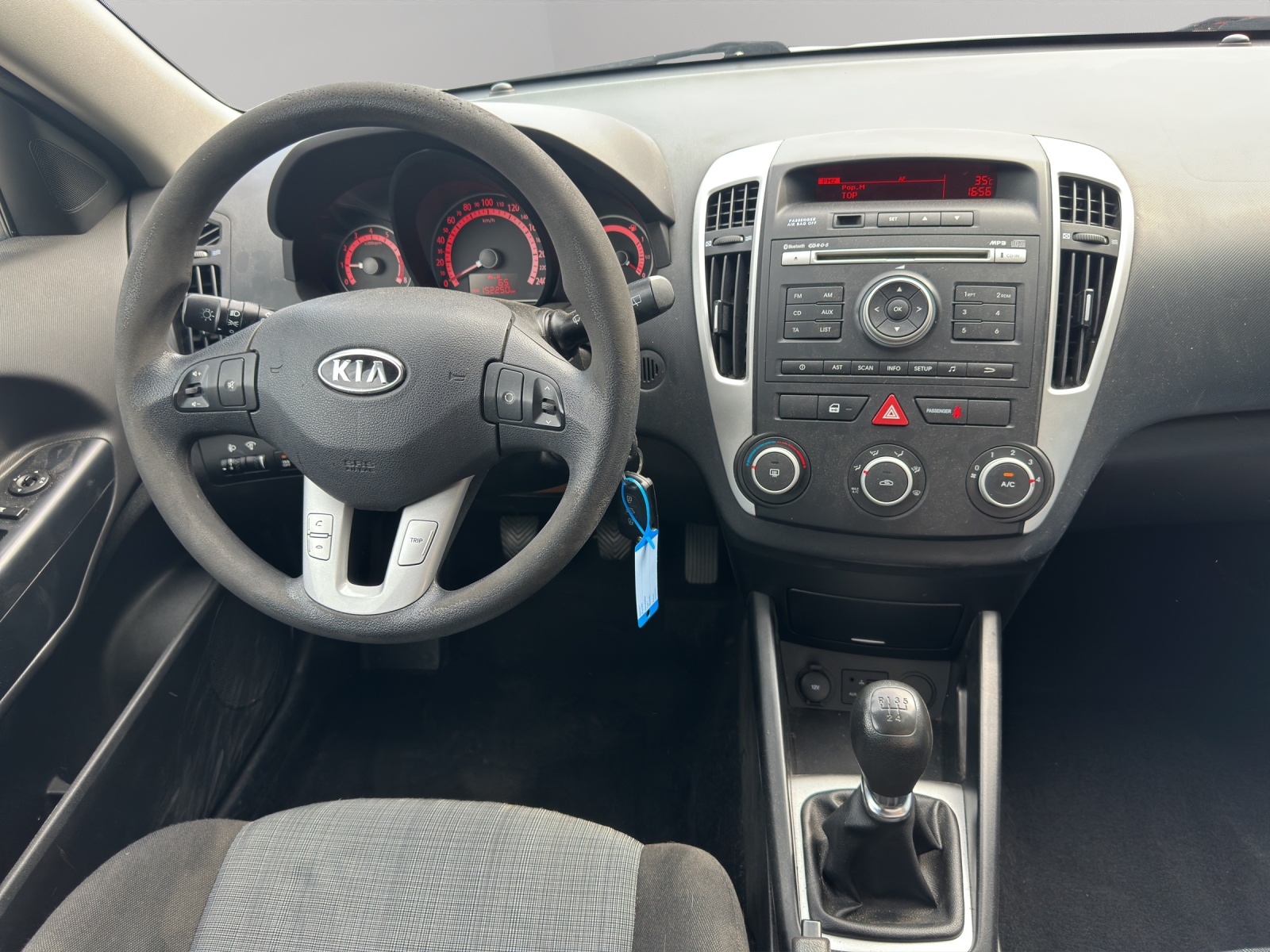 KIA Cee'd Sporty Wagon 1.4 16V Basic-image-12