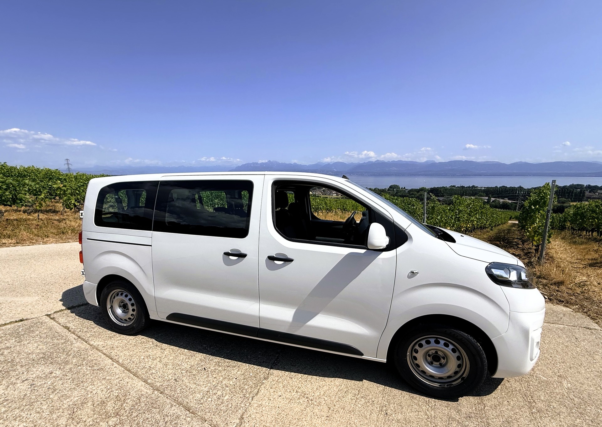 OPEL Vivaro Combi 1.5 CDTI Essentia s/s M-image-5