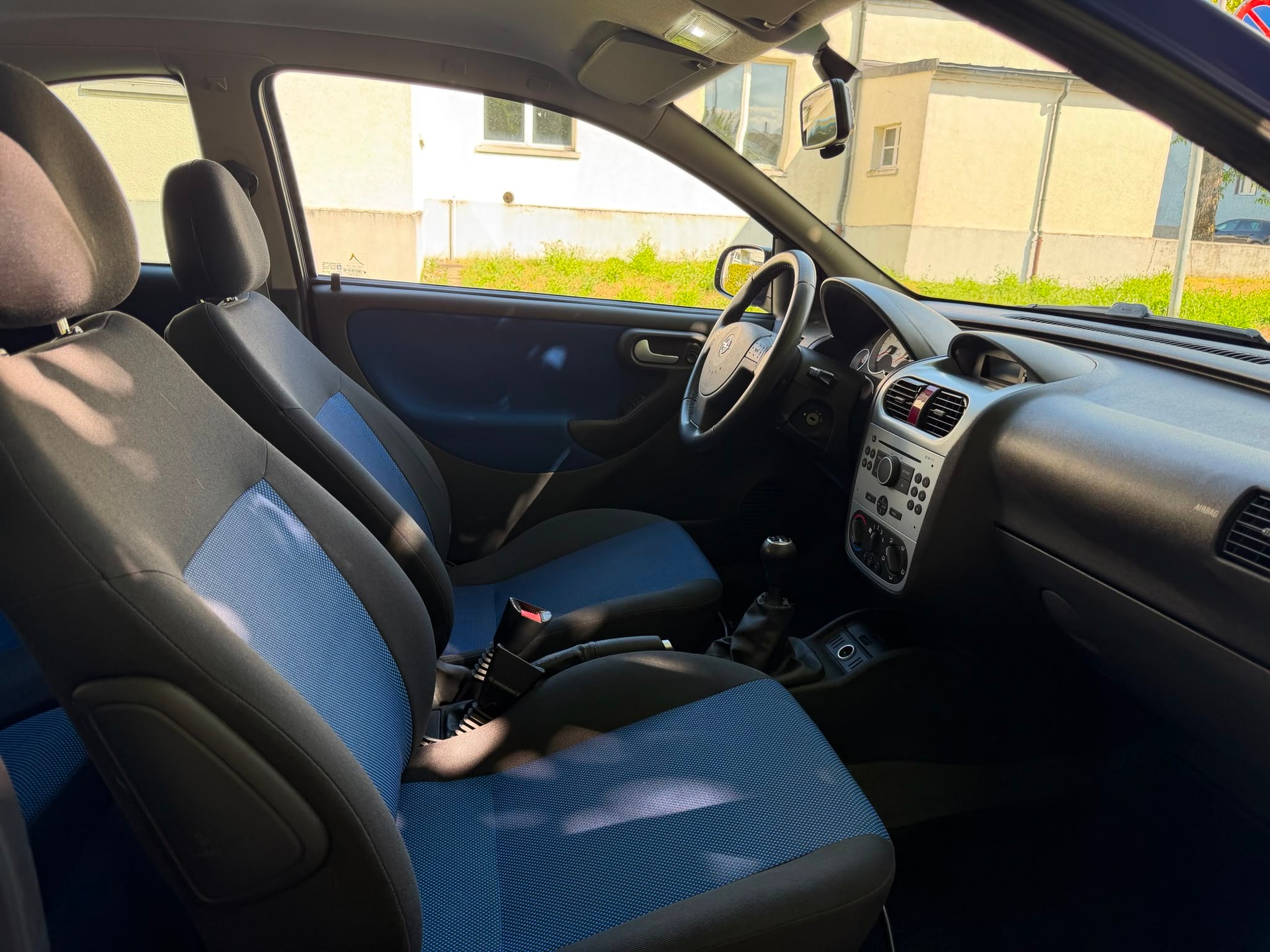 OPEL Corsa 1.2 TP Enjoy-image-3