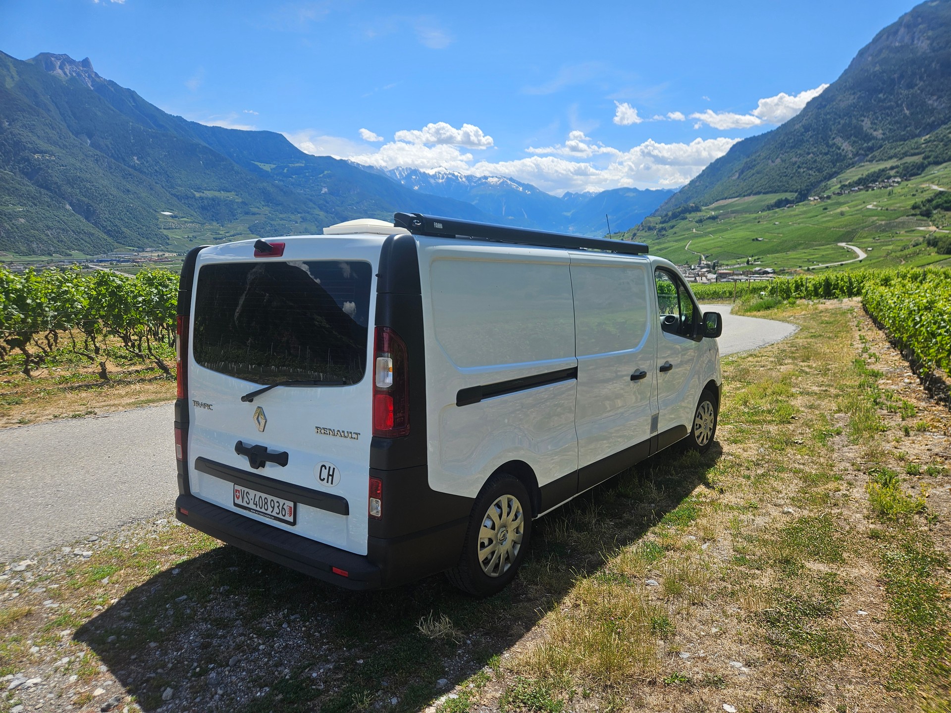 RENAULT Van aménagé-image-6