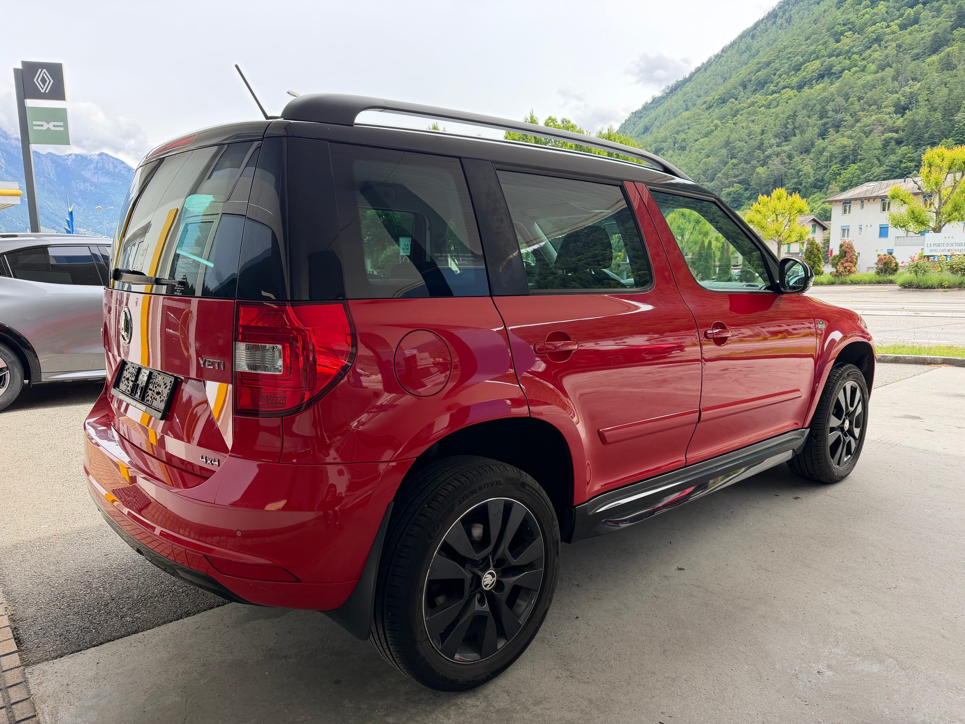 SKODA Yeti 1.4 TSI Ambition 4x4-image-2