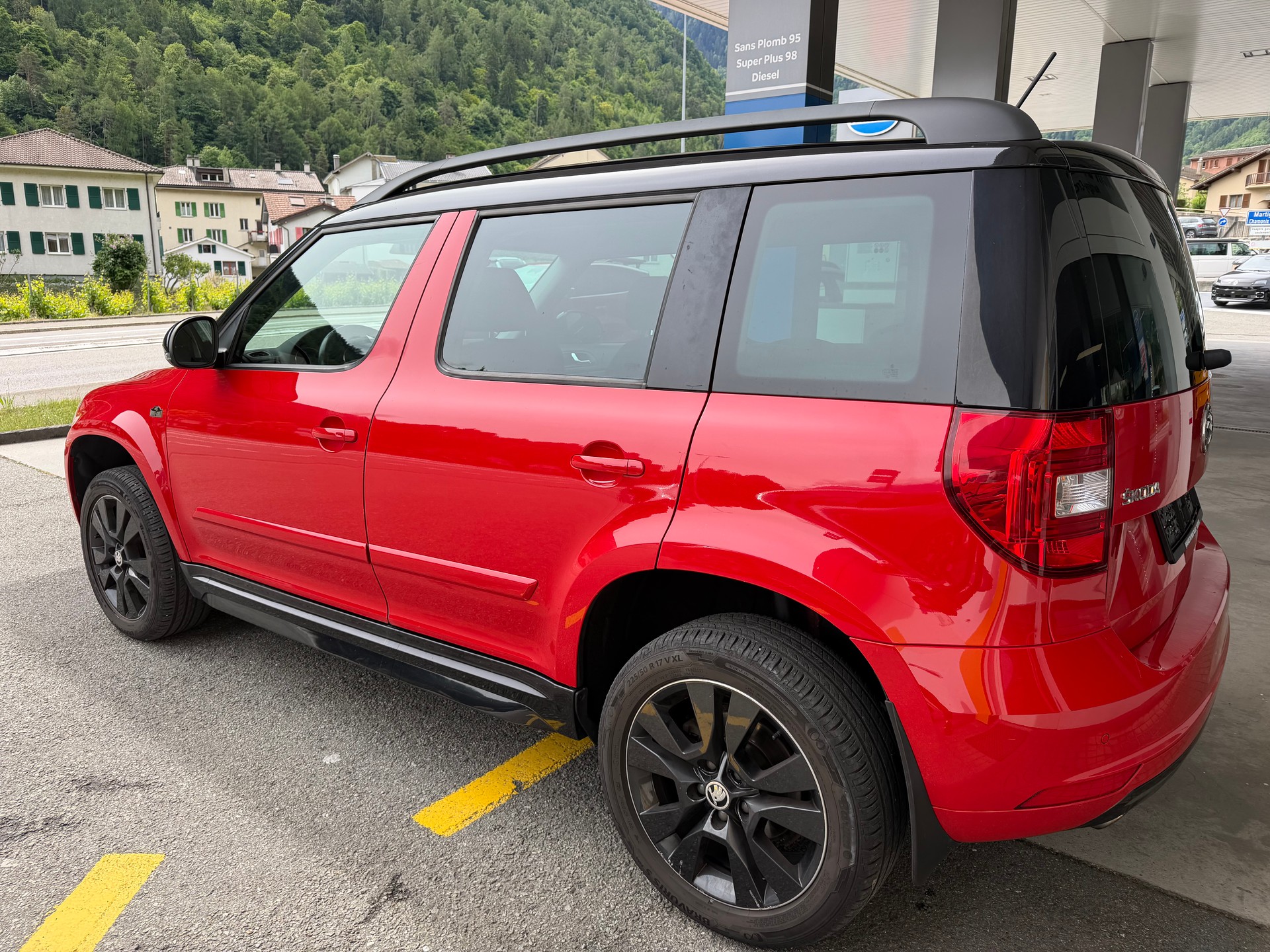 SKODA Yeti 1.4 TSI Ambition 4x4-image-1