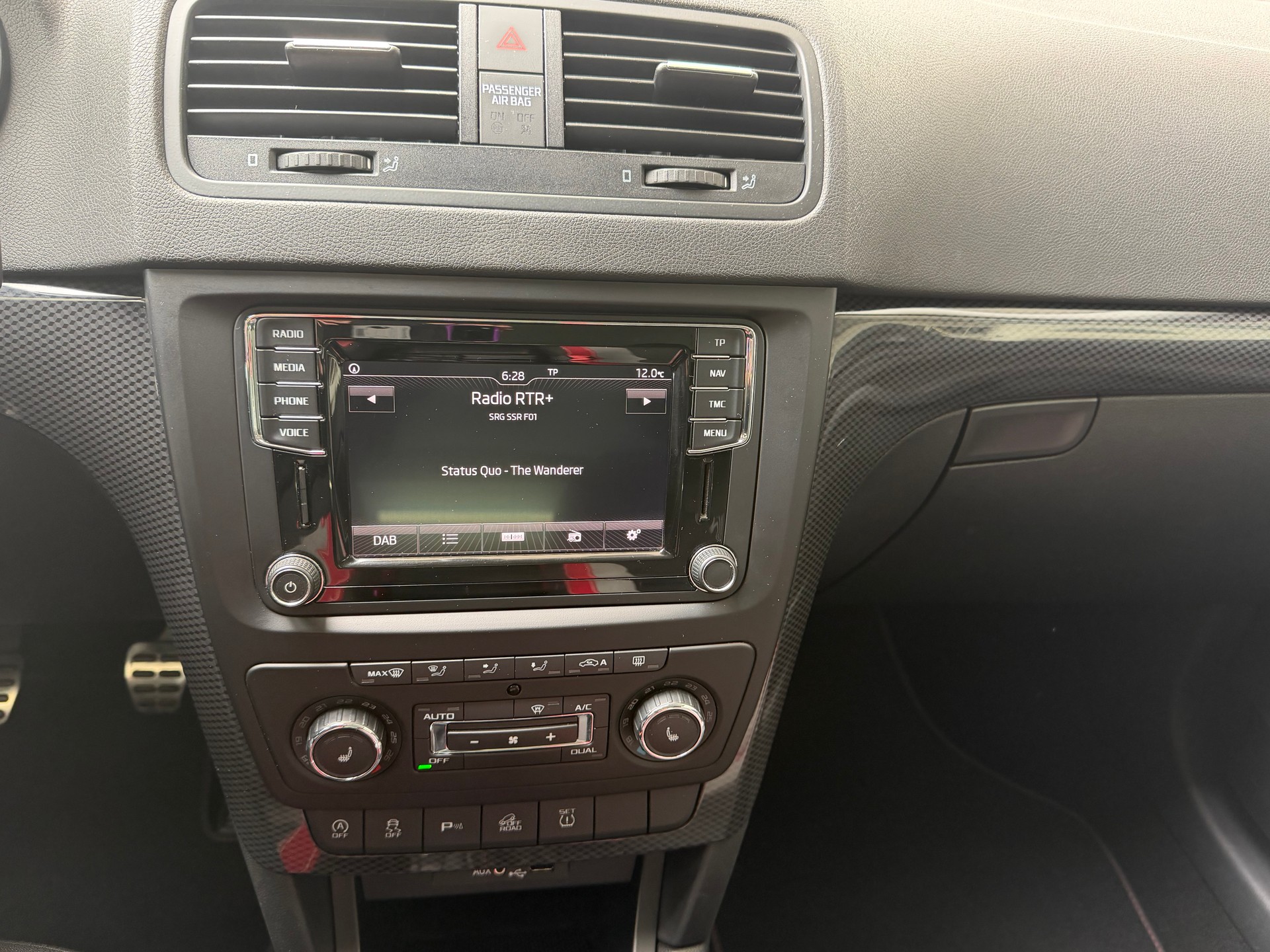 SKODA Yeti 1.4 TSI Ambition 4x4-image-9