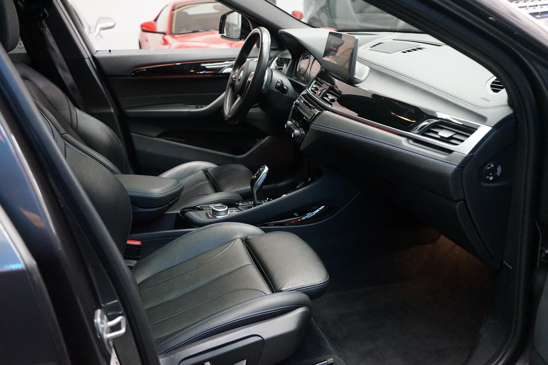 BMW X2 xDrive 20d M Sport Steptronic-image-5
