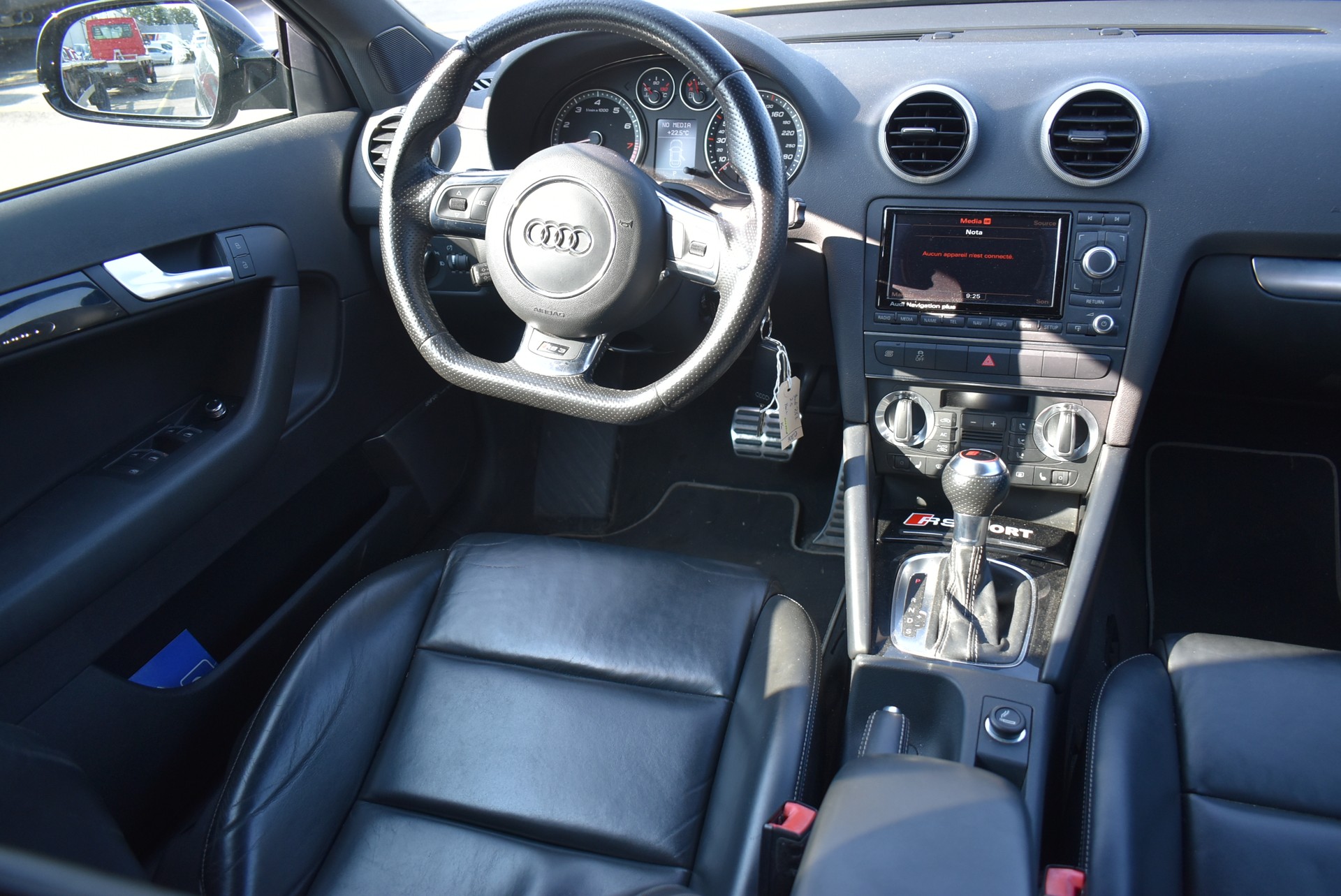 AUDI RS3 Sportback 2.5 TFSI quattro S-tronic-image-7