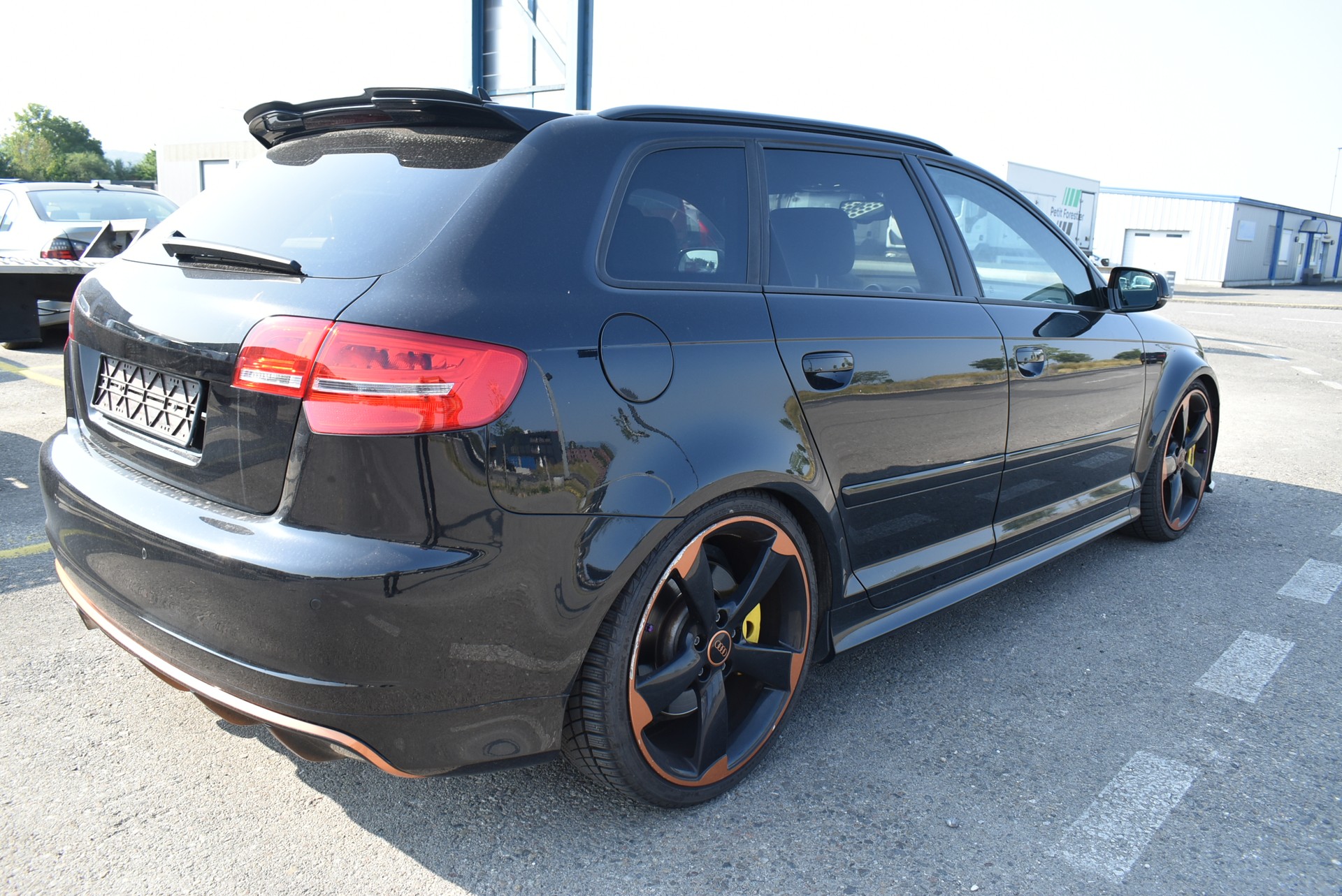 AUDI RS3 Sportback 2.5 TFSI quattro S-tronic-image-4