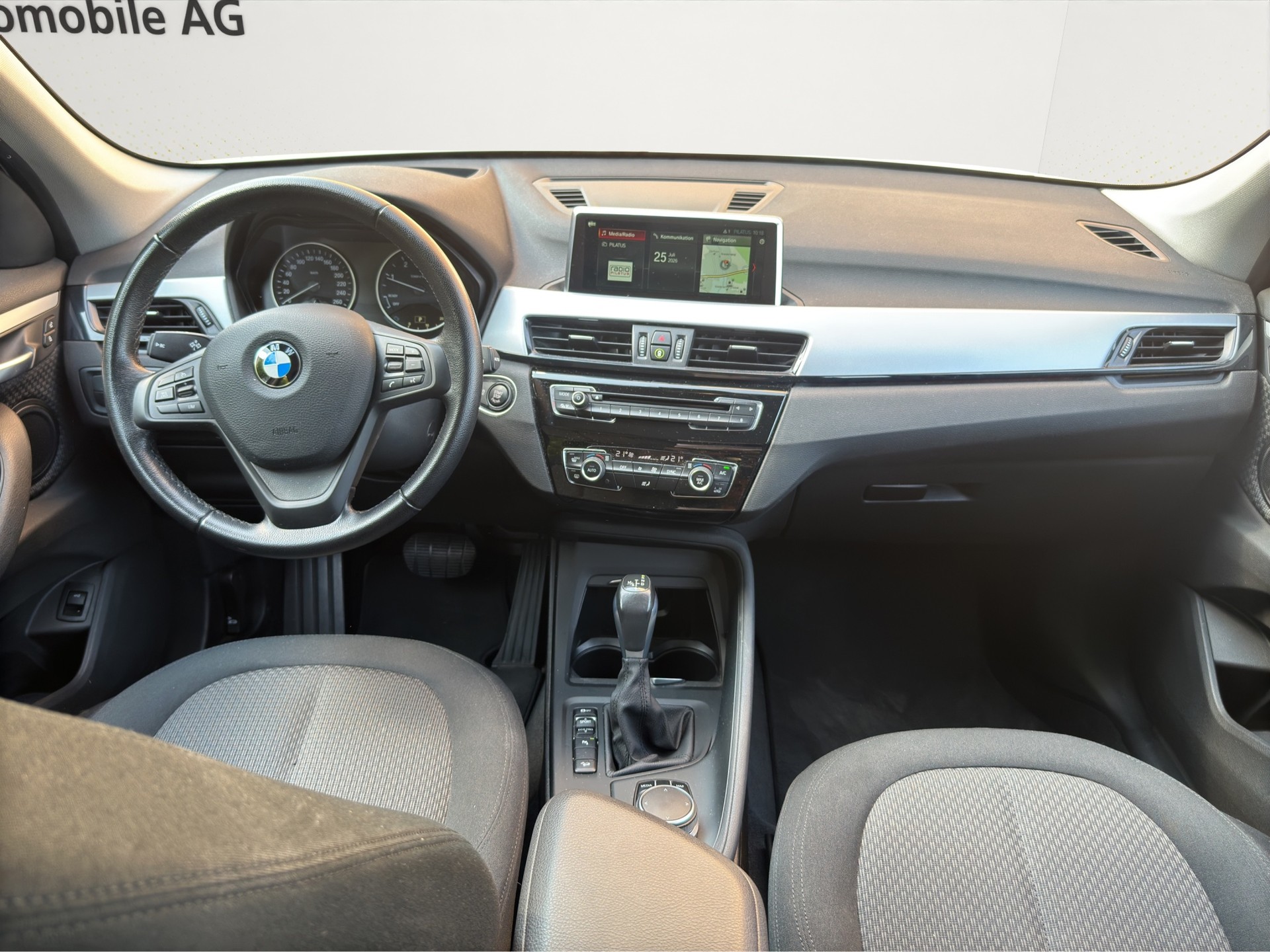 BMW X1 xDrive 18d (CH) AHK-image-8