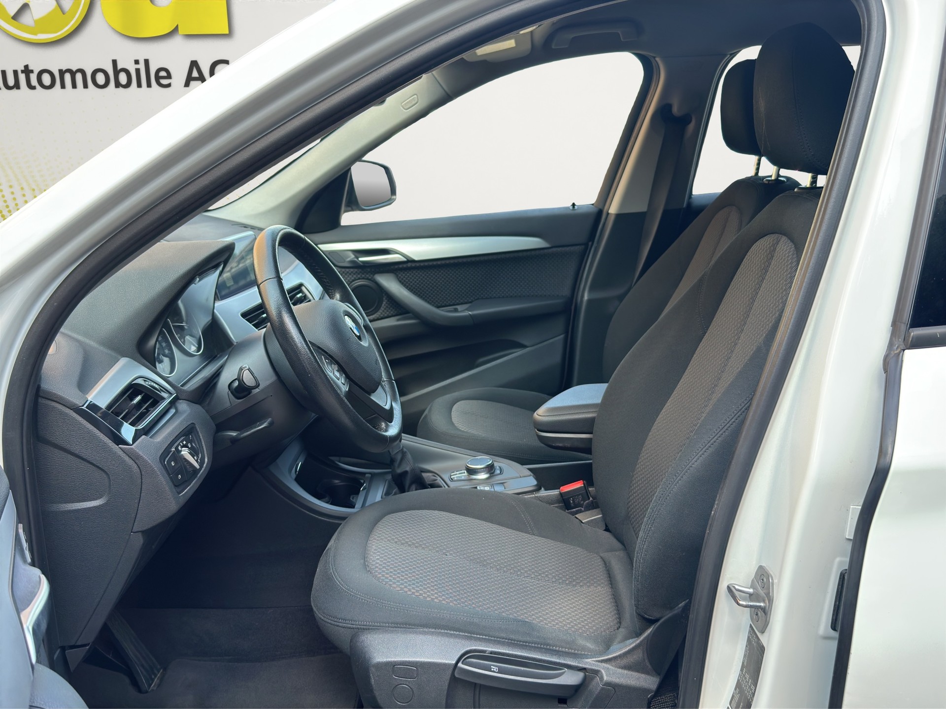 BMW X1 xDrive 18d (CH) AHK-image-10