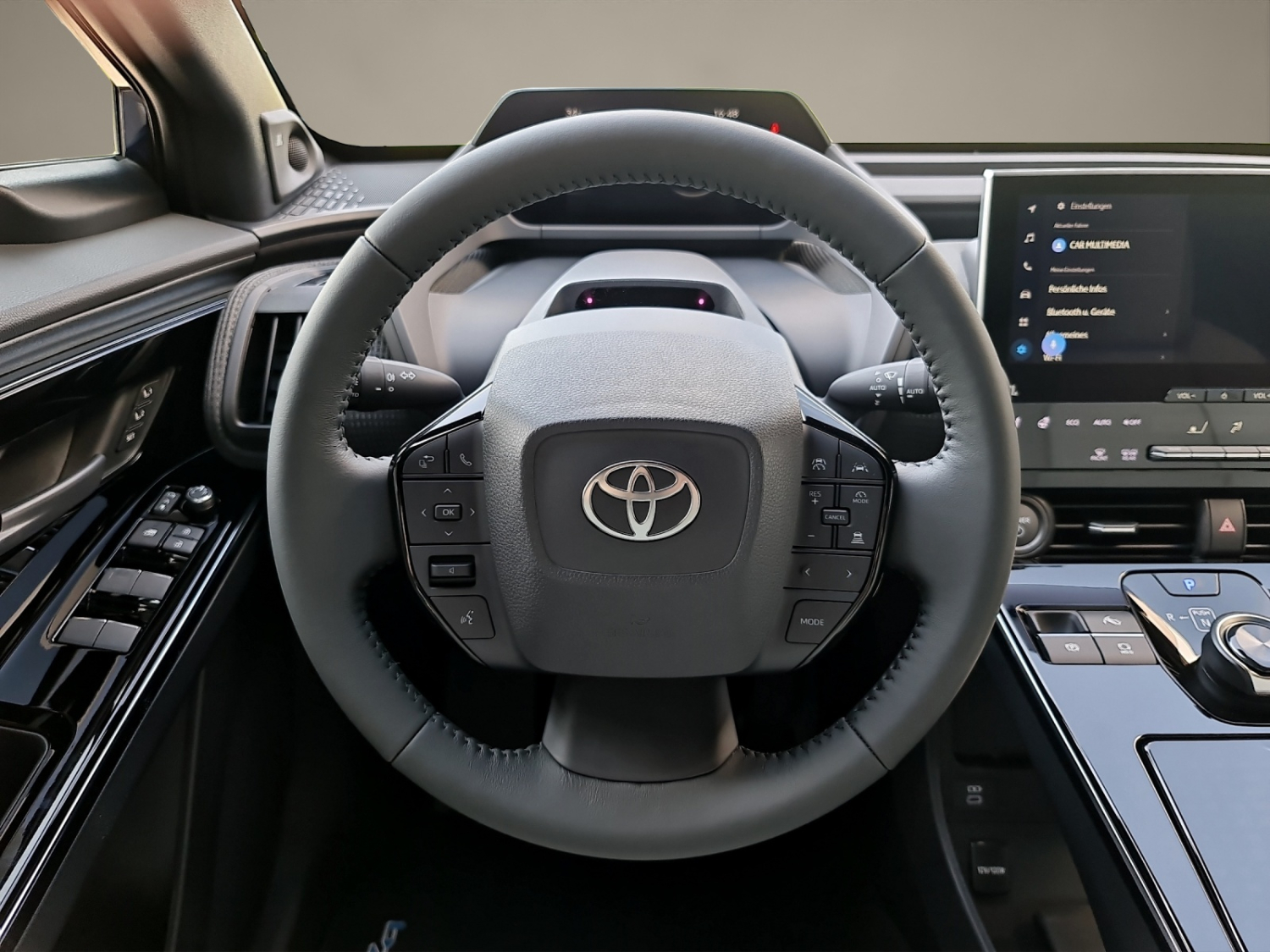 TOYOTA bZ4X Premium AWD-image-14