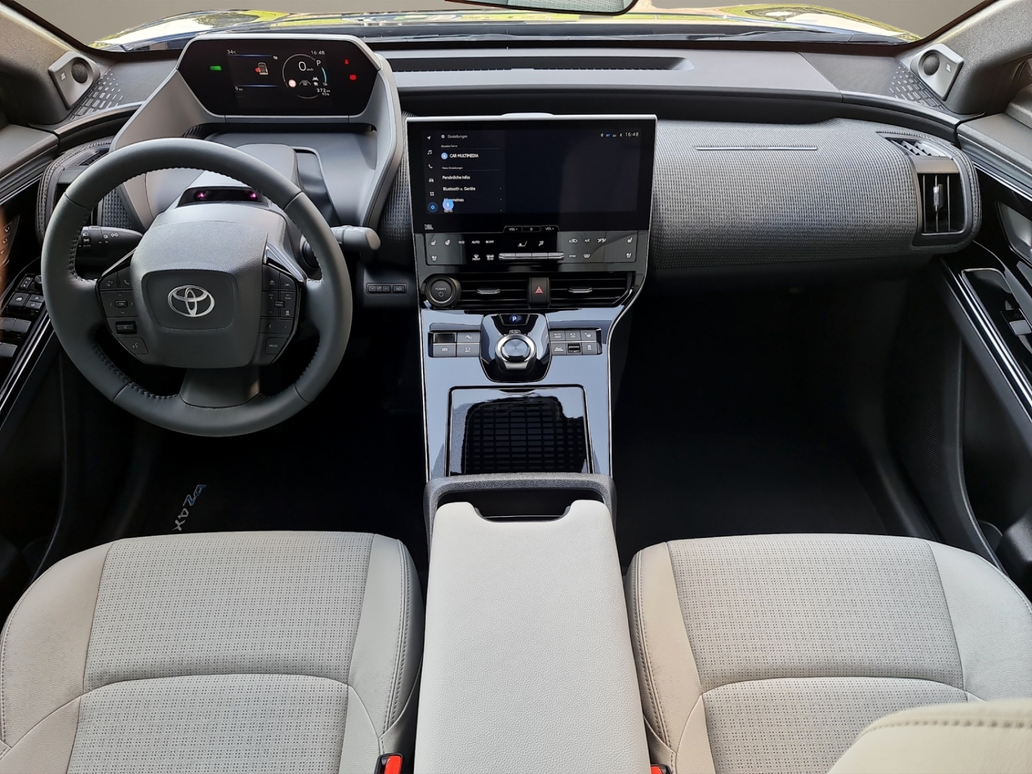 TOYOTA bZ4X Premium AWD-image-8