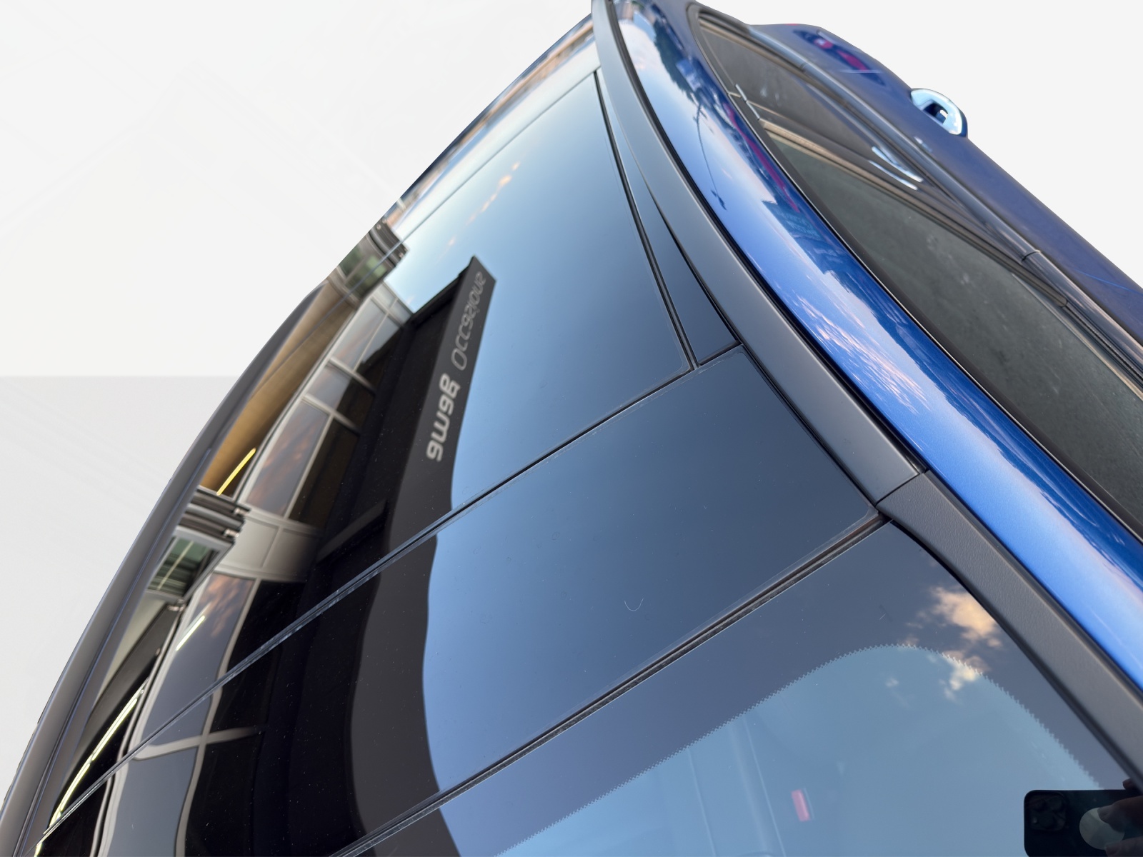 MERCEDES-BENZ GLA 220 4Matic 8G-DCT-image-14