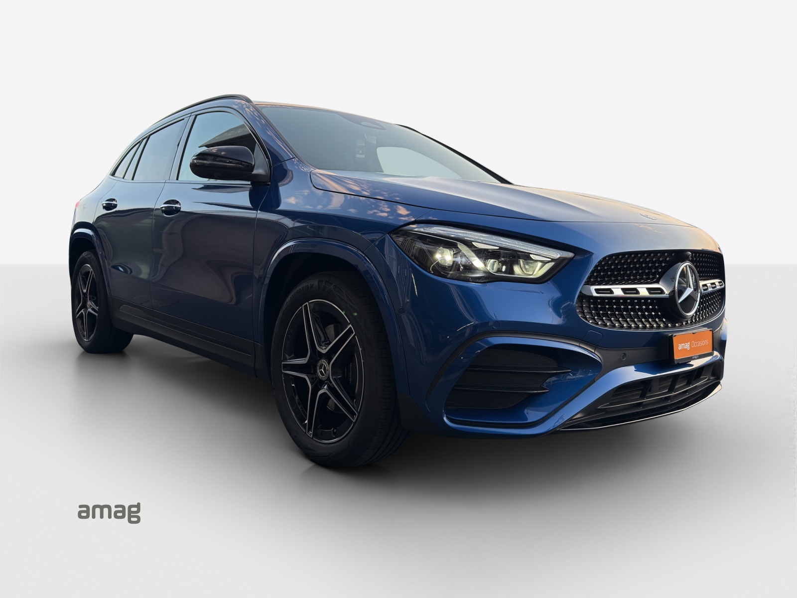 MERCEDES-BENZ GLA 220 4Matic 8G-DCT-image-5