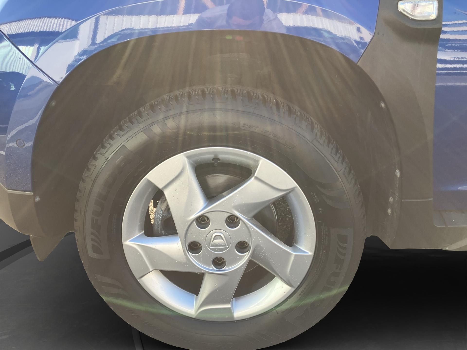 DACIA Duster Blue dCi 115 Extreme 4x4-image-17