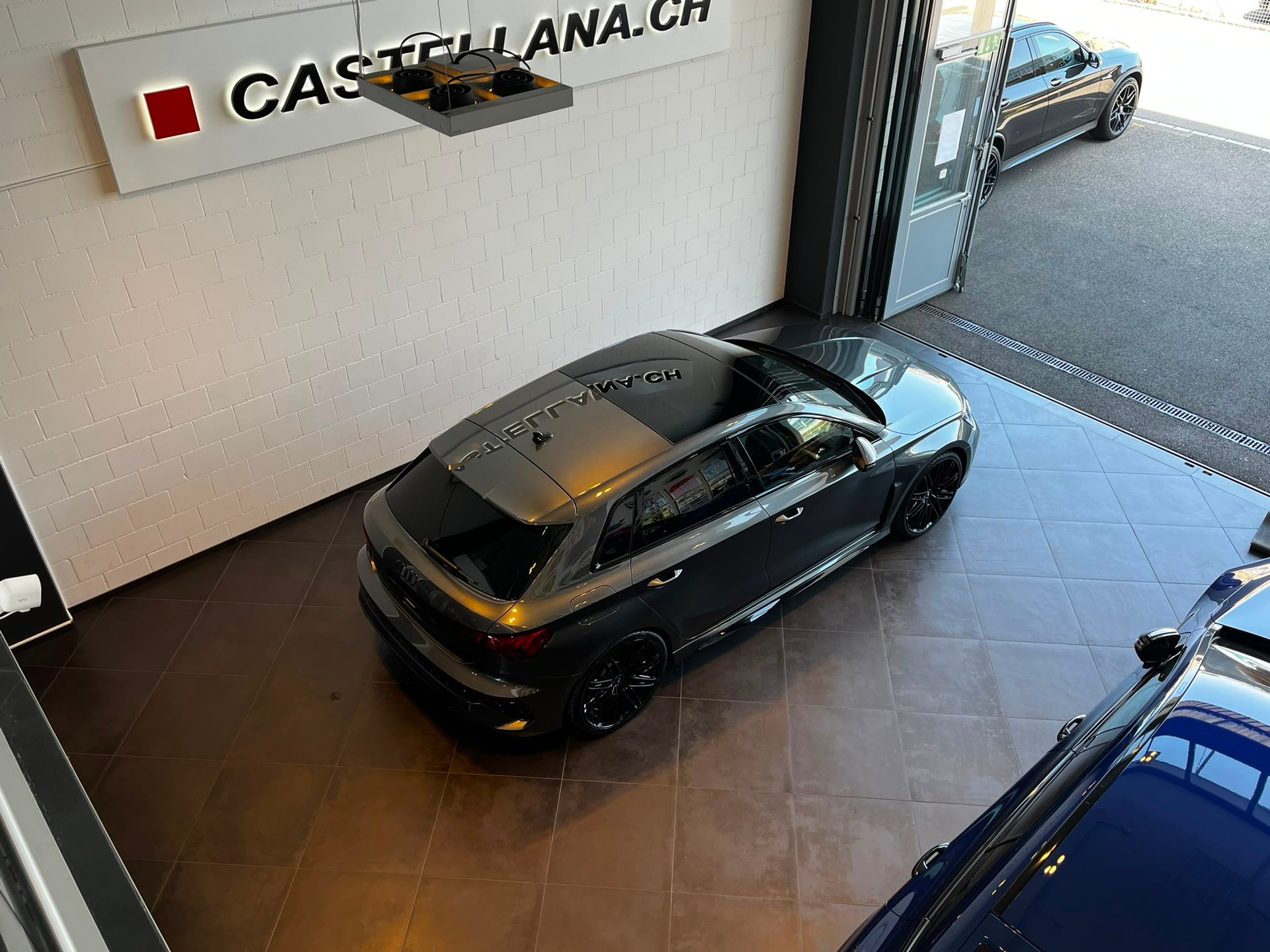 AUDI RS3 Sportback 2.5 TSI quattro S-tronic-image-7