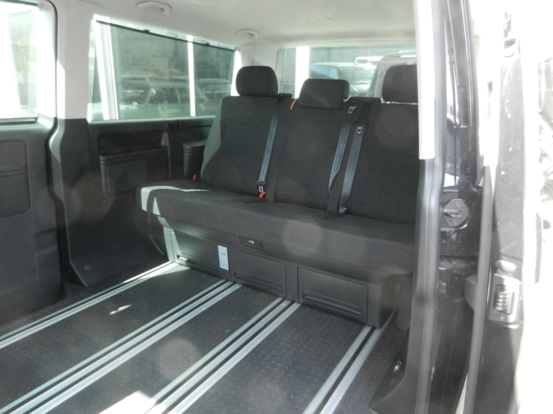 VW T6.1 Multivan 2.0 Bi-TDI Comfortline 4Mot. DSG LWB-image-4