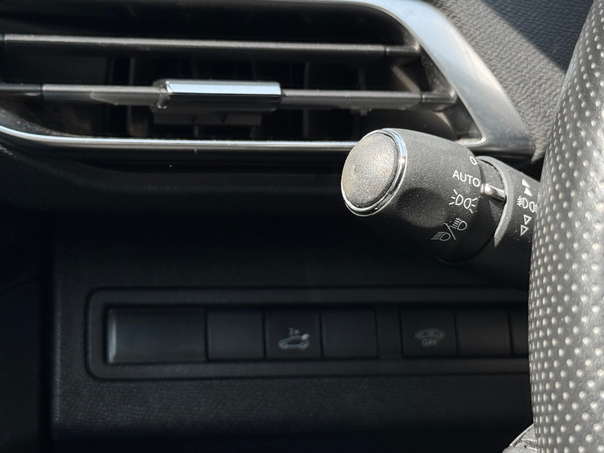 PEUGEOT 3008 1.6 THP GT Line EAT-image-23