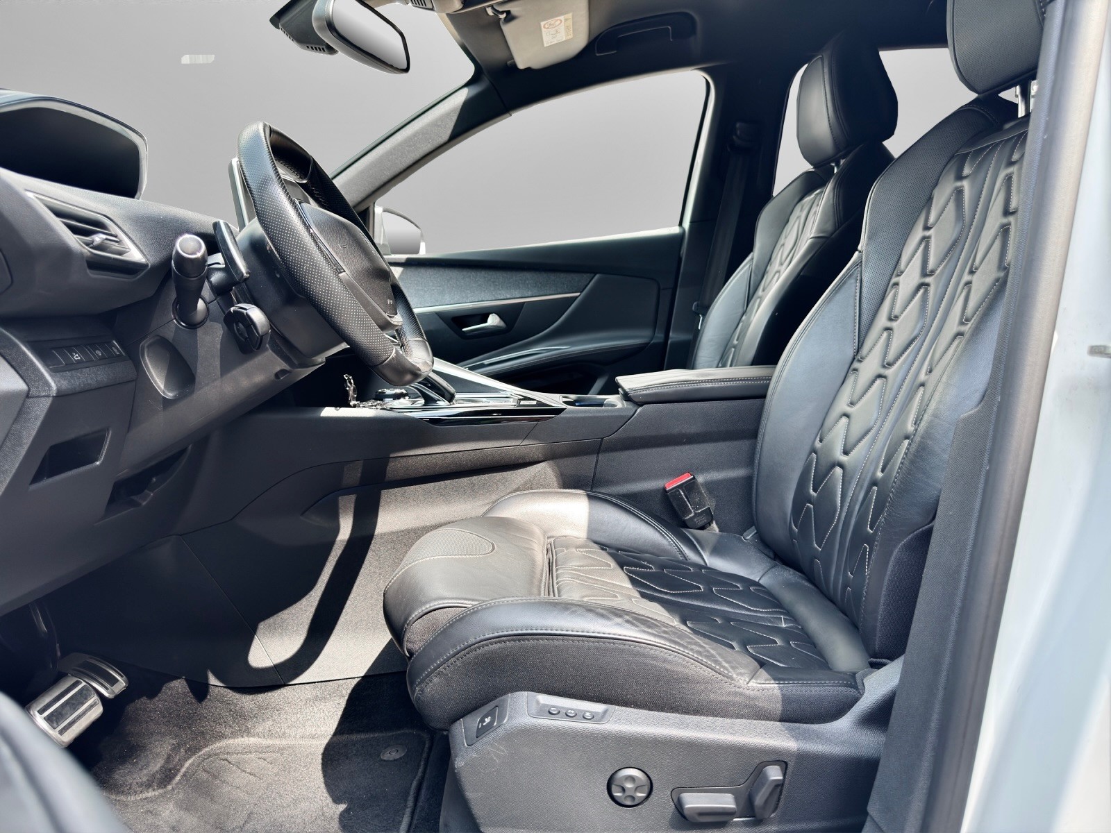 PEUGEOT 3008 1.6 THP GT Line EAT-image-7