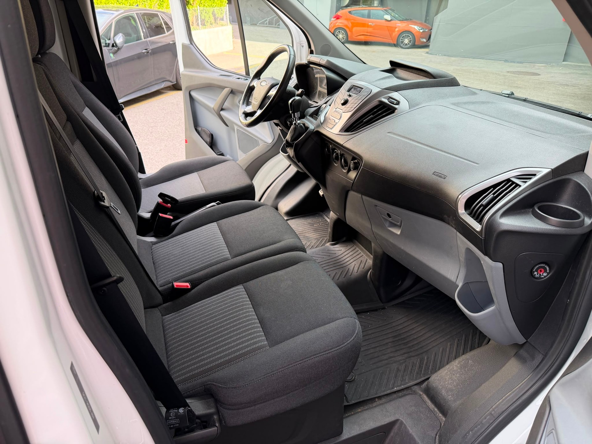FORD 2.0 TDCi 130 Trend-image-7